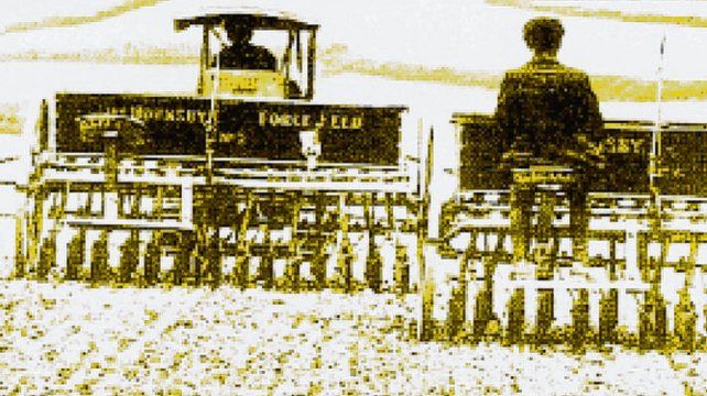 Historia. La incorporación de maquinaria agrícola comenzó a mitad del siglo XIX.