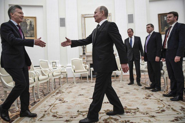 El presidente Mauricio Macri visitó Rusia en busca de inversiones en enero pasado y se reunió con su par ruso Vladimir Putin en el Kremlin.