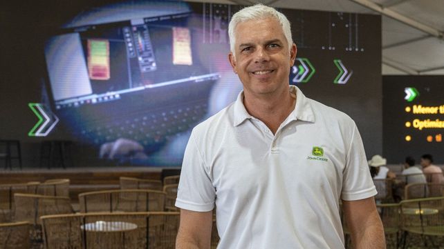 Fabricio Radizza, gerente de Ventas de John Deere Argentina. Fabricio Radizza, gerente de Ventas de John Deere Argentina.