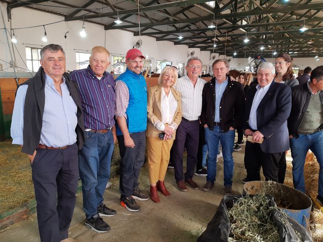 Bahillo y la familia Miretti que ganaron todas las competencias Holando.