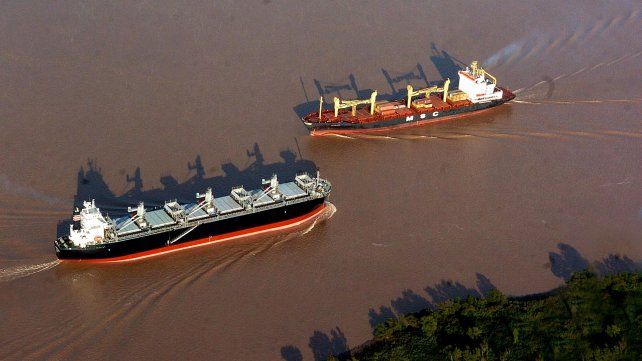 La provincia de Santa Fe aporta el 94% de las cargas no containerizadas que salen por la Hidrovía Paraná-Paraguay.