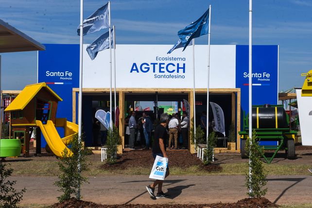 El stand santafesino tuvo un espacio para el ecosistema agtech.